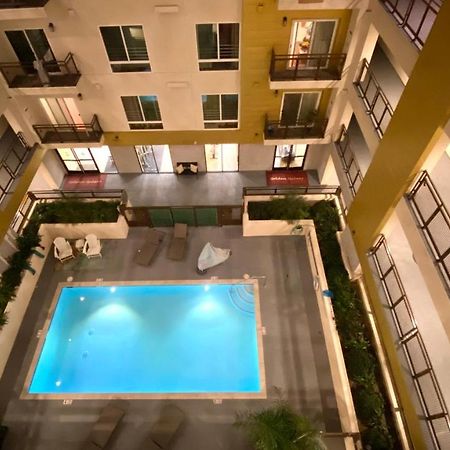 Gorgeous Apt With Parking In Ktown La Лос Анджелис Екстериор снимка